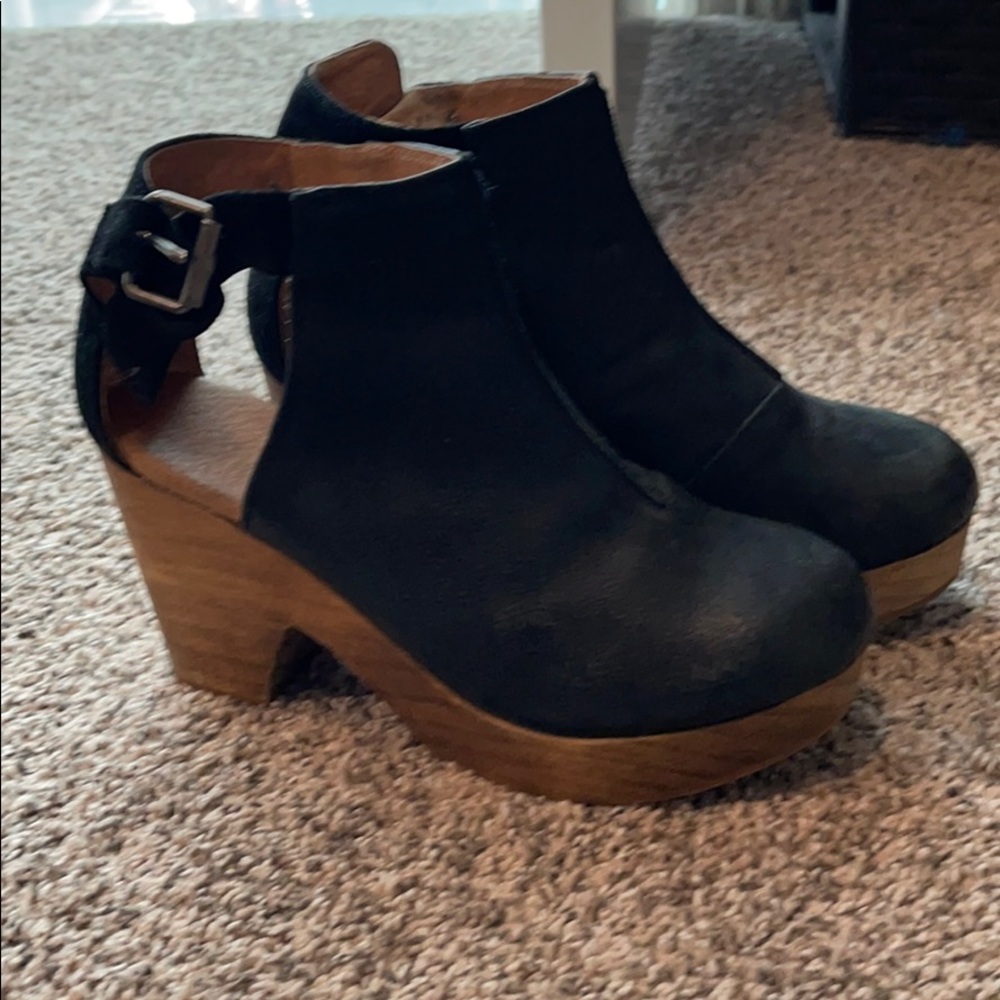 Free people clogs size 38